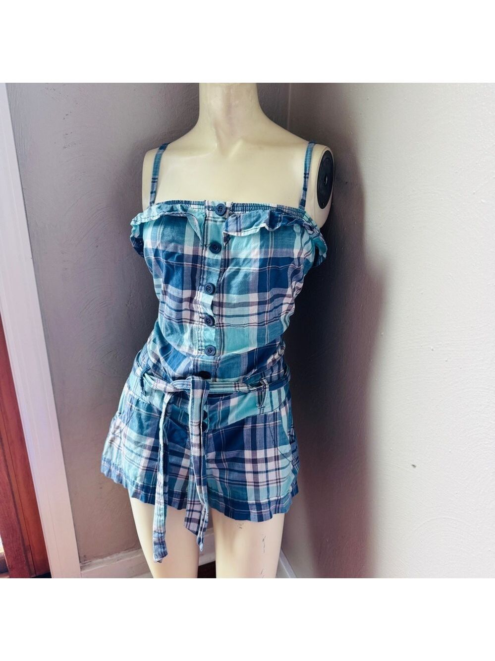 Guess plaid sleeveless romper size 26(s)